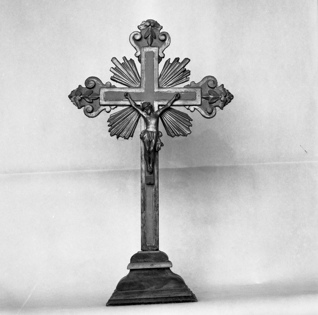croce d'altare - bottega toscana (seconda metà sec. XVIII)