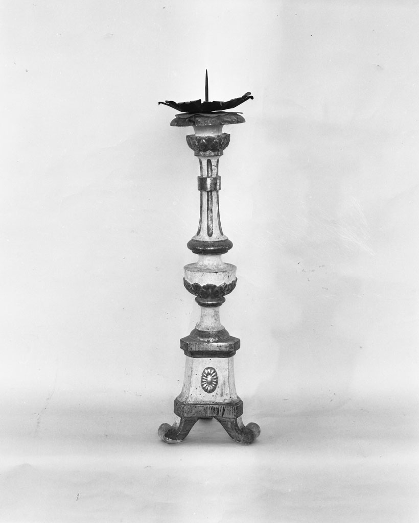 candelabro, serie - bottega italiana (terzo quarto sec. XVIII)