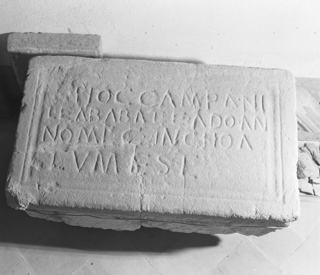 lapide documentaria - bottega cortonese (sec. XII)