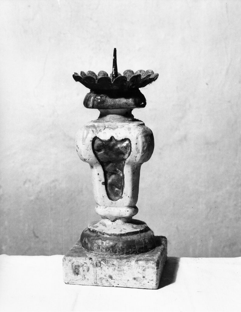 candeliere - bottega toscana (prima metà sec. XX)