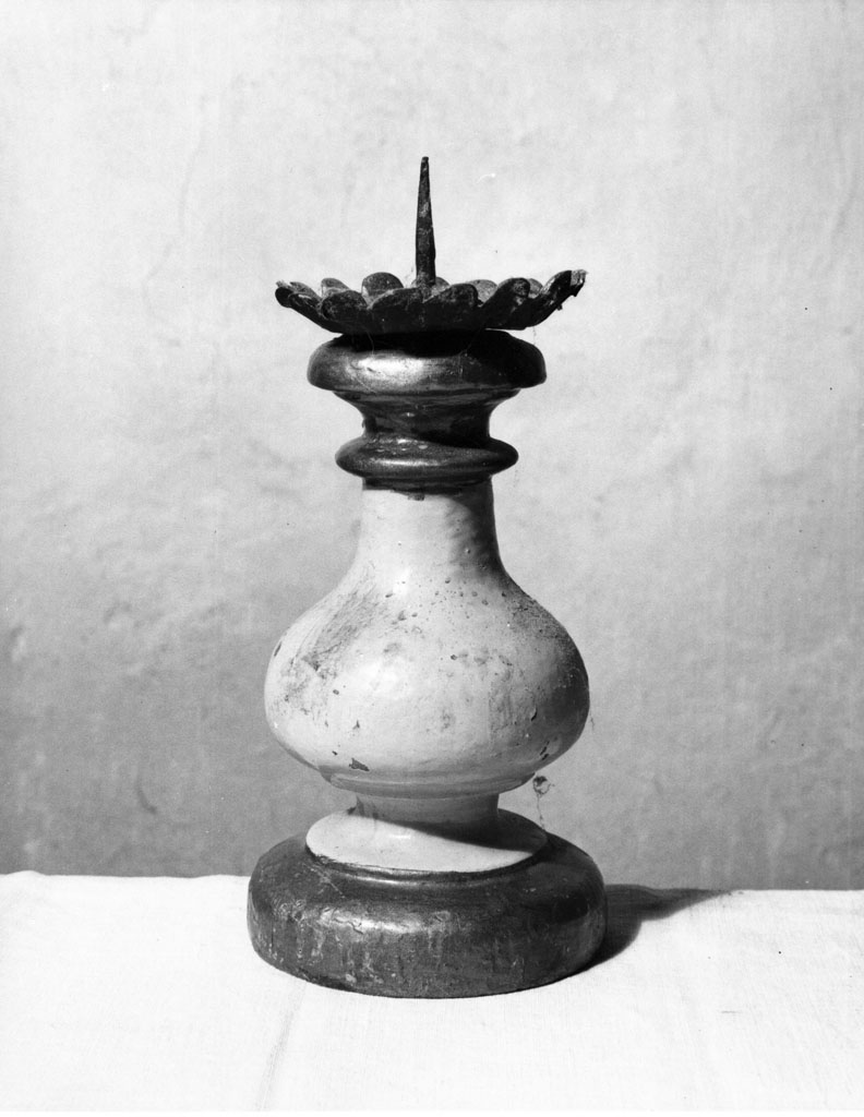 candeliere, coppia - bottega toscana (prima metà sec. XX)