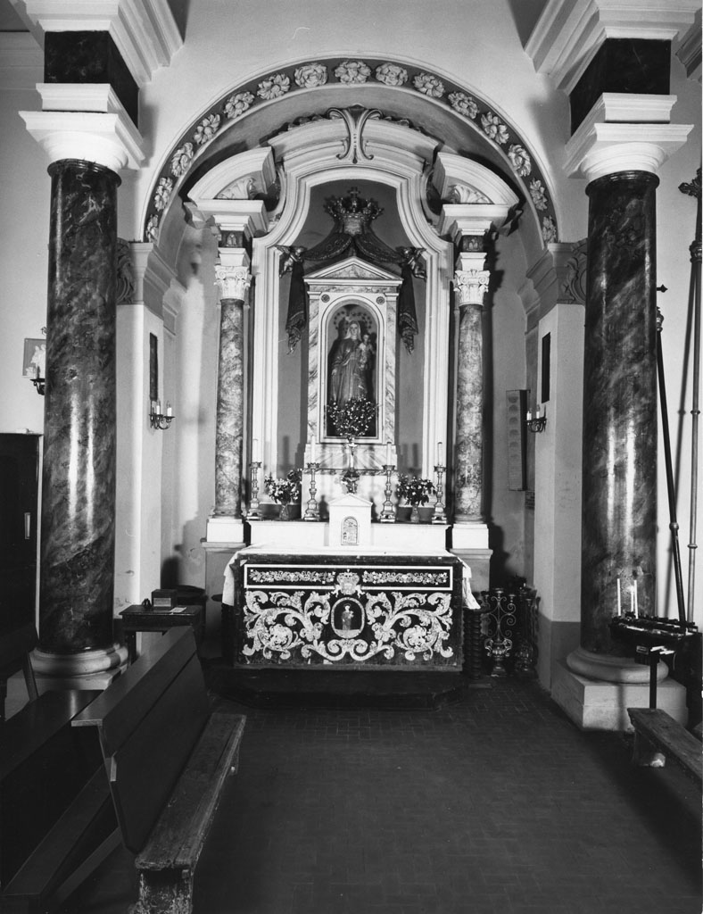 altare - a edicola - bottega toscana (prima metà sec. XVIII)