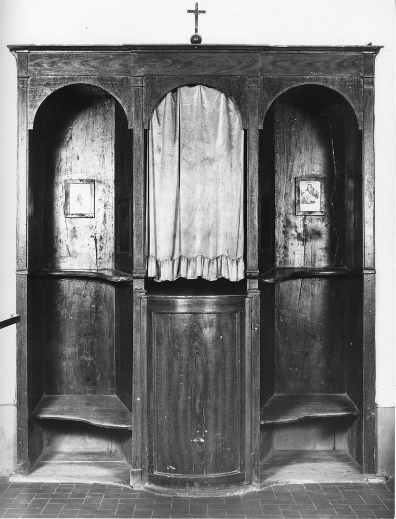 confessionale, coppia - bottega toscana (prima metà sec. XX)