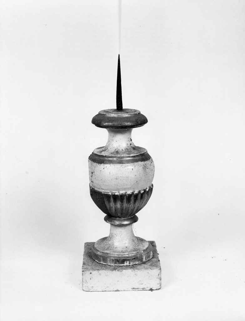 candeliere d'altare - bottega toscana (prima metà sec. XIX)