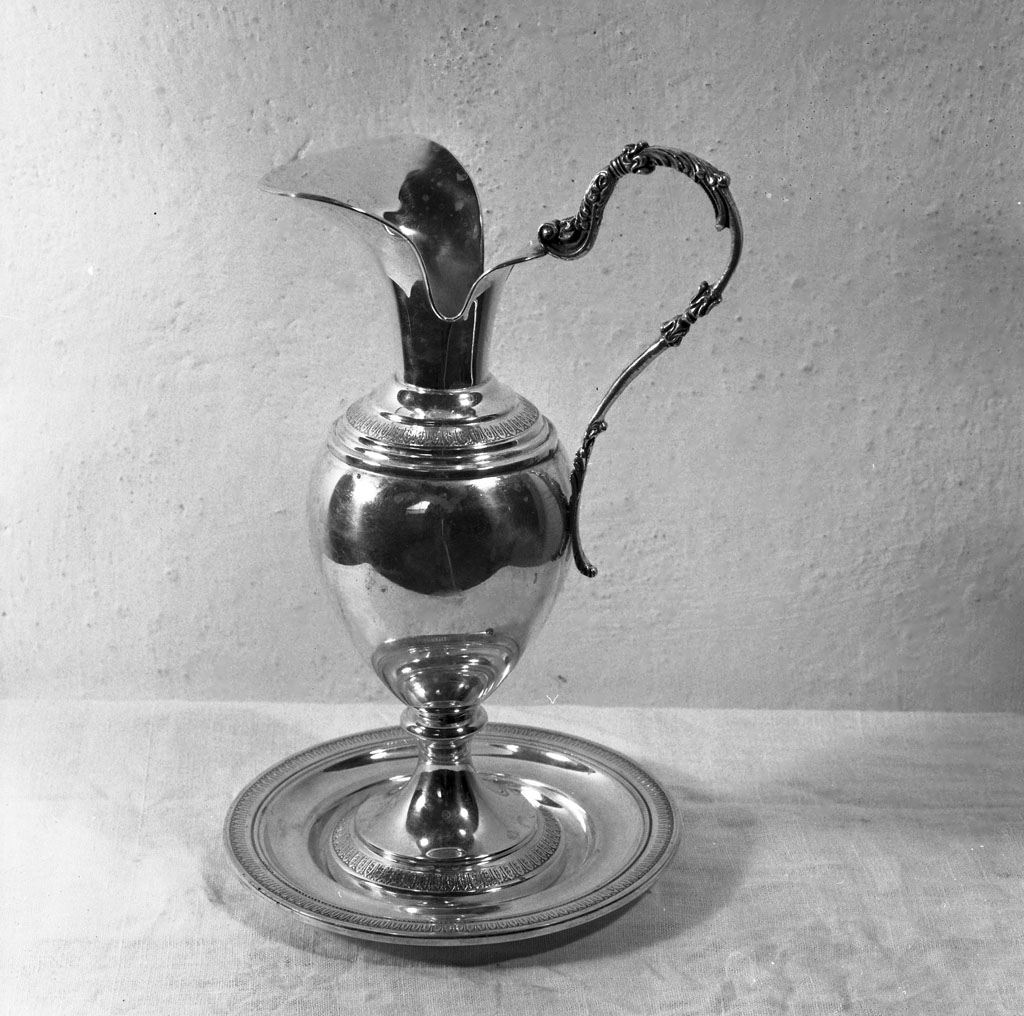 brocca - bottega italiana (prima metà sec. XIX)