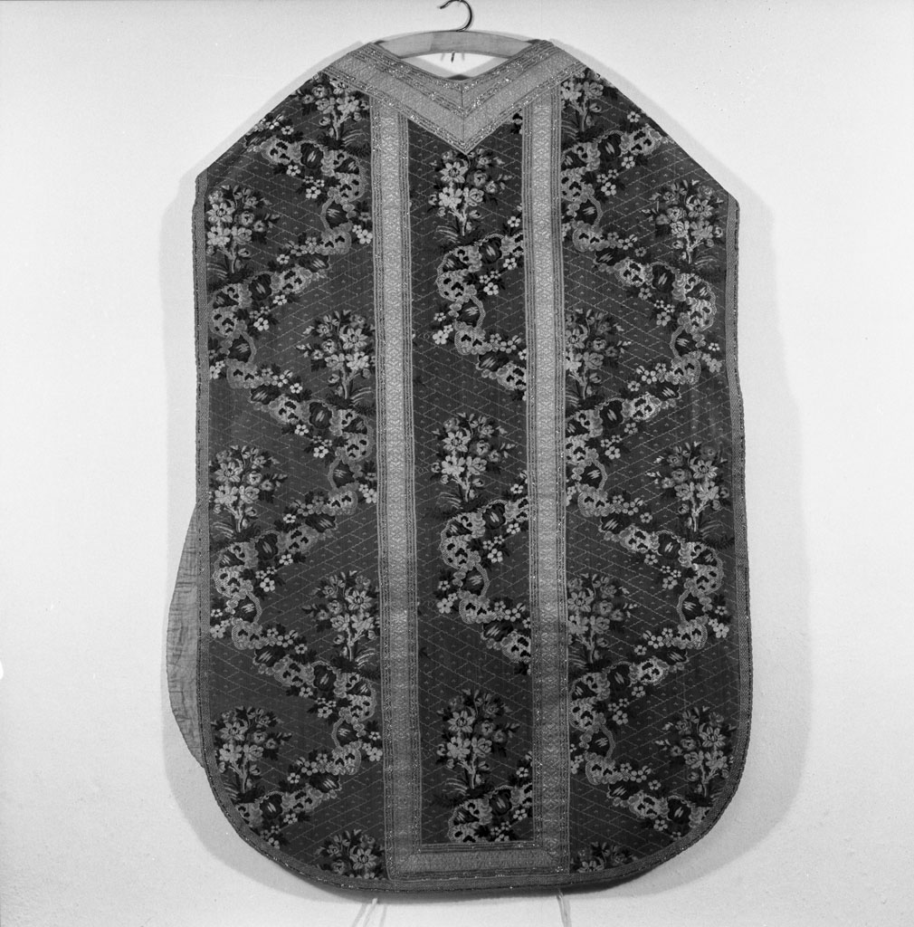 paramento liturgico - in terzo - manifattura italiana (metà sec. XVIII)