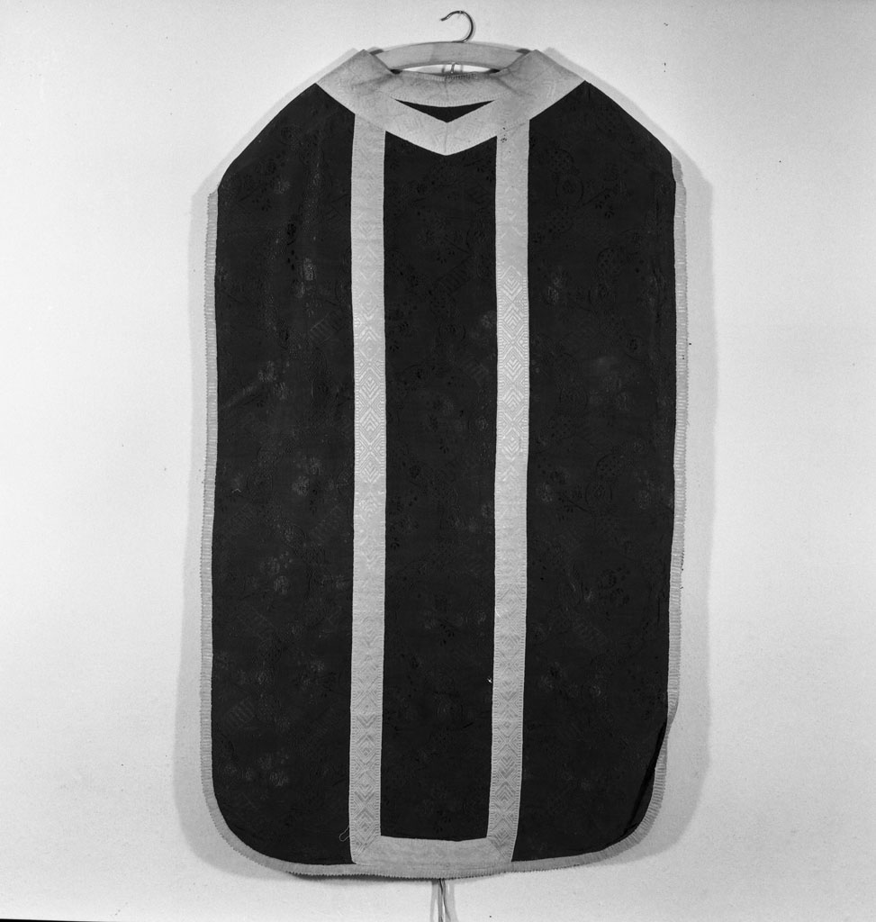 paramento liturgico - manifattura italiana (metà sec. XVIII)