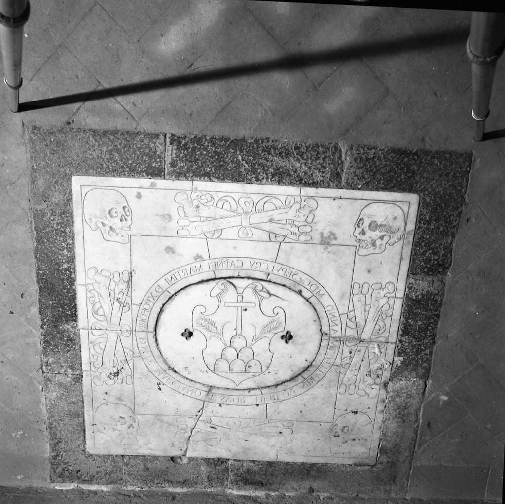 lapide tombale - bottega toscana (sec. XVII)