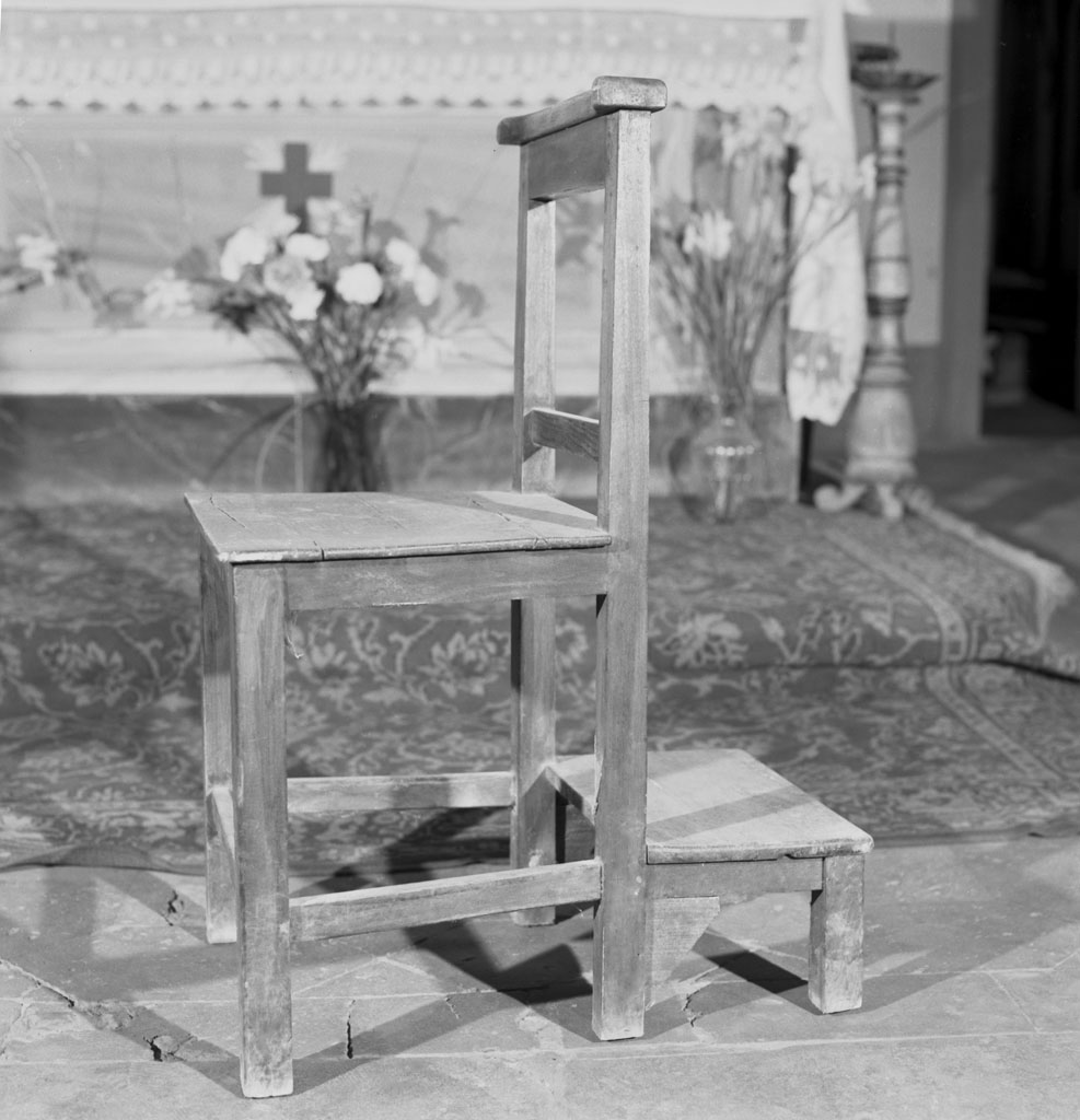 sedia con inginocchiatoio - bottega toscana (sec. XIX)