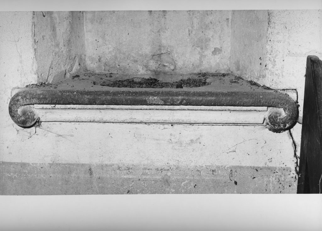 lavabo da sacrestia - bottega toscana (seconda metà sec. XVII)