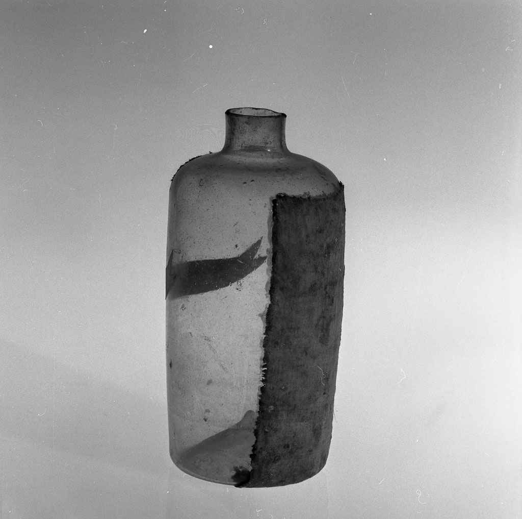 bottiglia - bottega toscana (fine/inizio secc. XVII/ XVIII)