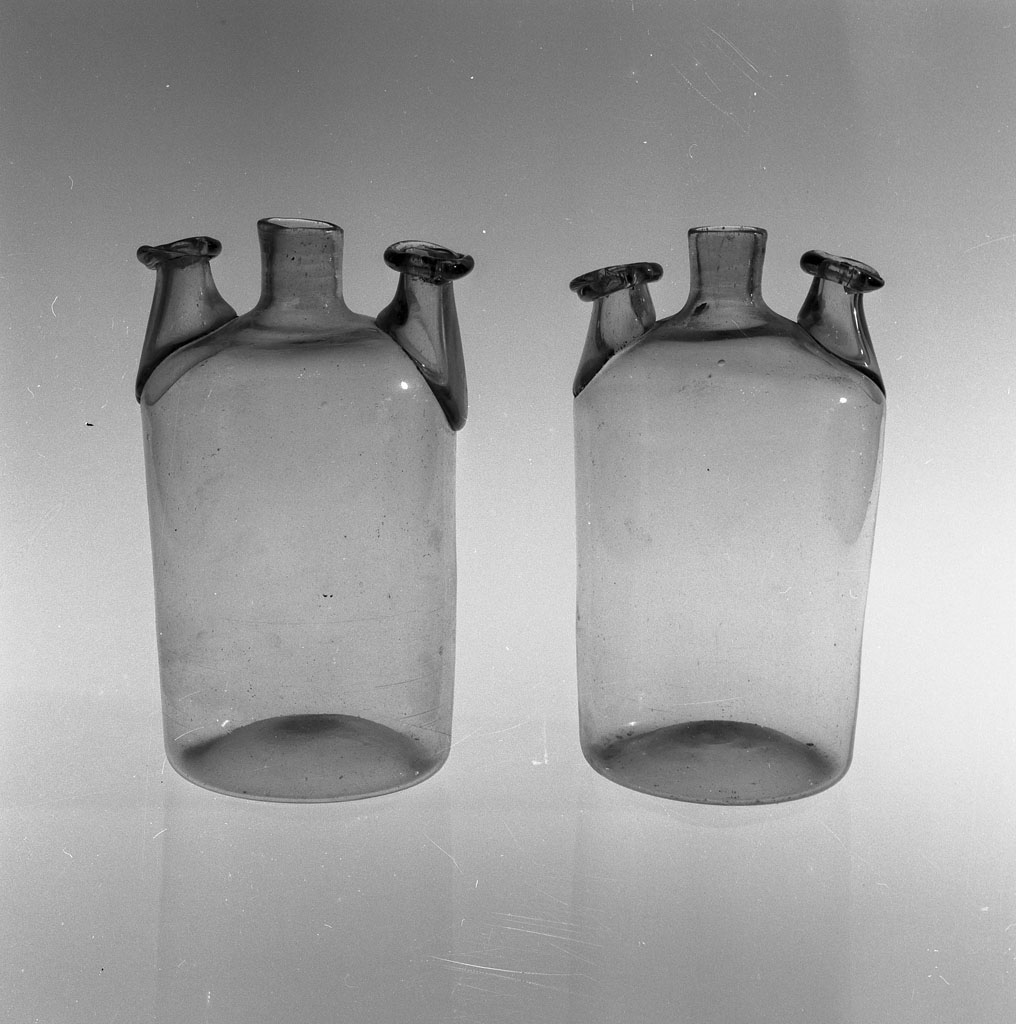 bottiglia, serie - bottega toscana (sec. XVIII)