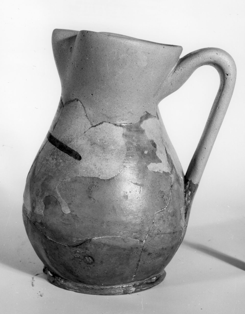 Motivo a stella bicroma, motivi decorativi geometrici (boccale, opera isolata) - bottega aretina (prima metà sec. XV)