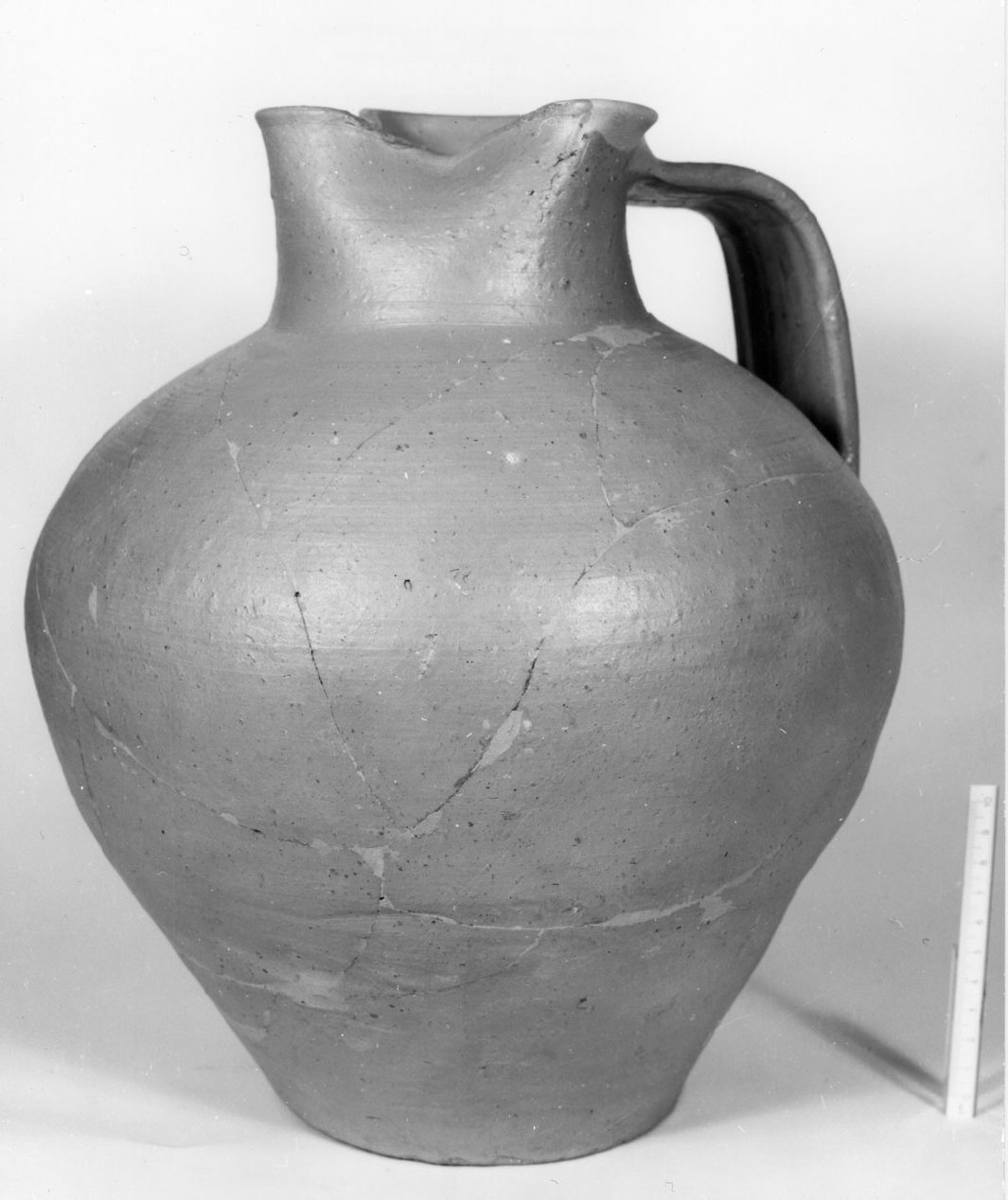 brocca, opera isolata - bottega aretina (sec. XV)