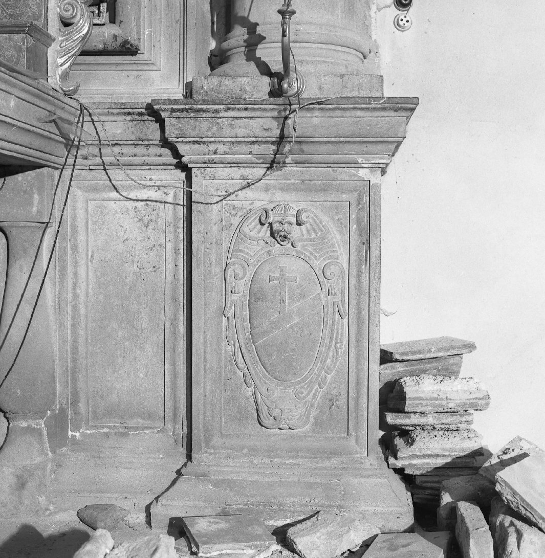 altare - bottega toscana (fine/inizio secc. XVI/ XVII)