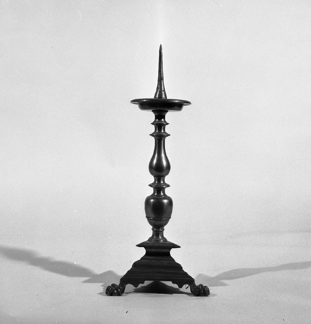 candeliere, serie - bottega toscana (fine sec. XVII)