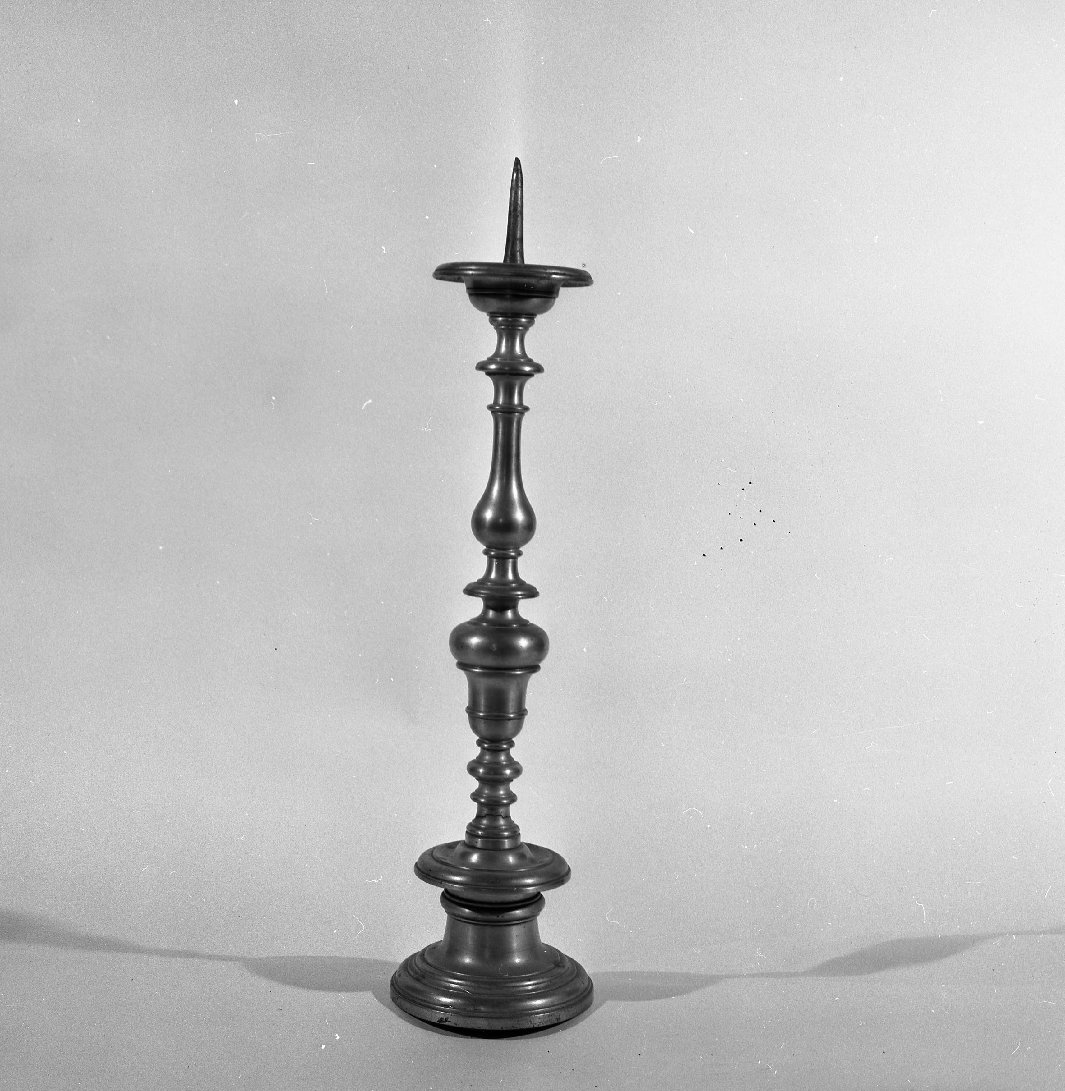 candeliere, serie - bottega toscana (inizio sec. XVIII)