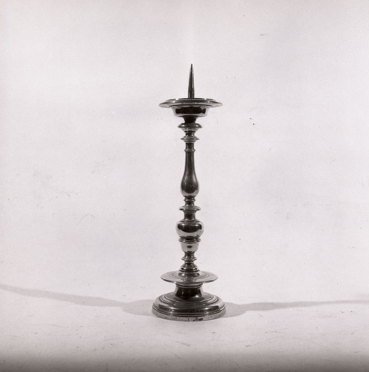 candeliere, serie - bottega toscana (sec. XVIII)