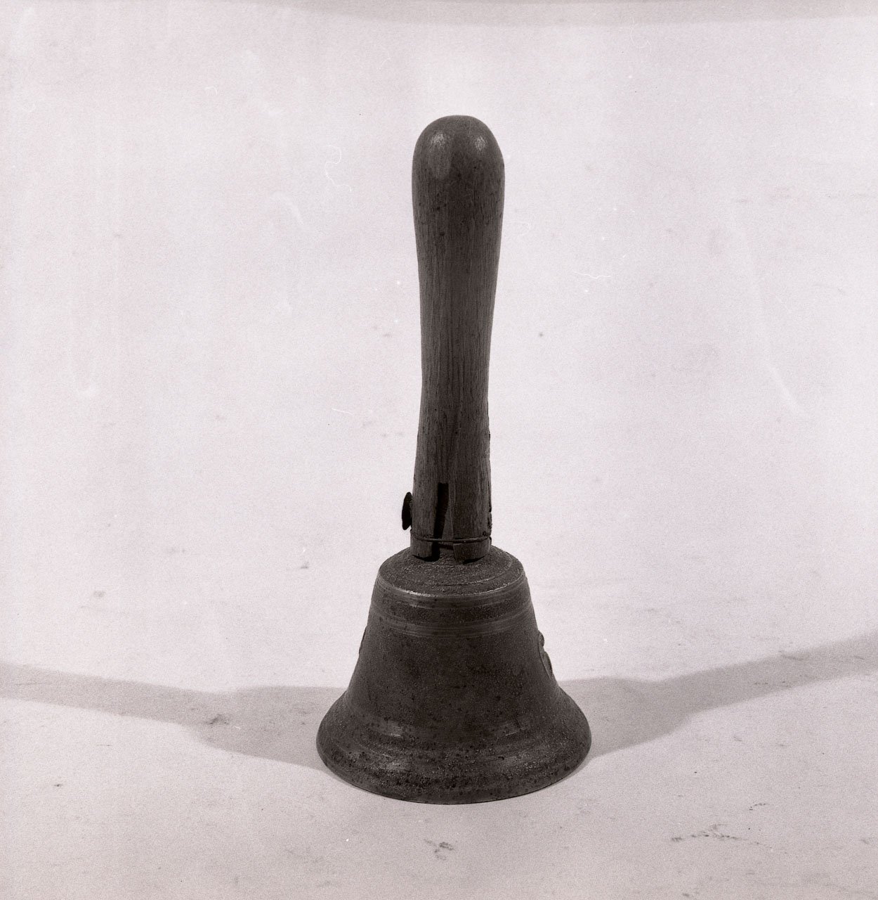 campanello d'altare - bottega toscana (primo quarto sec. XX)