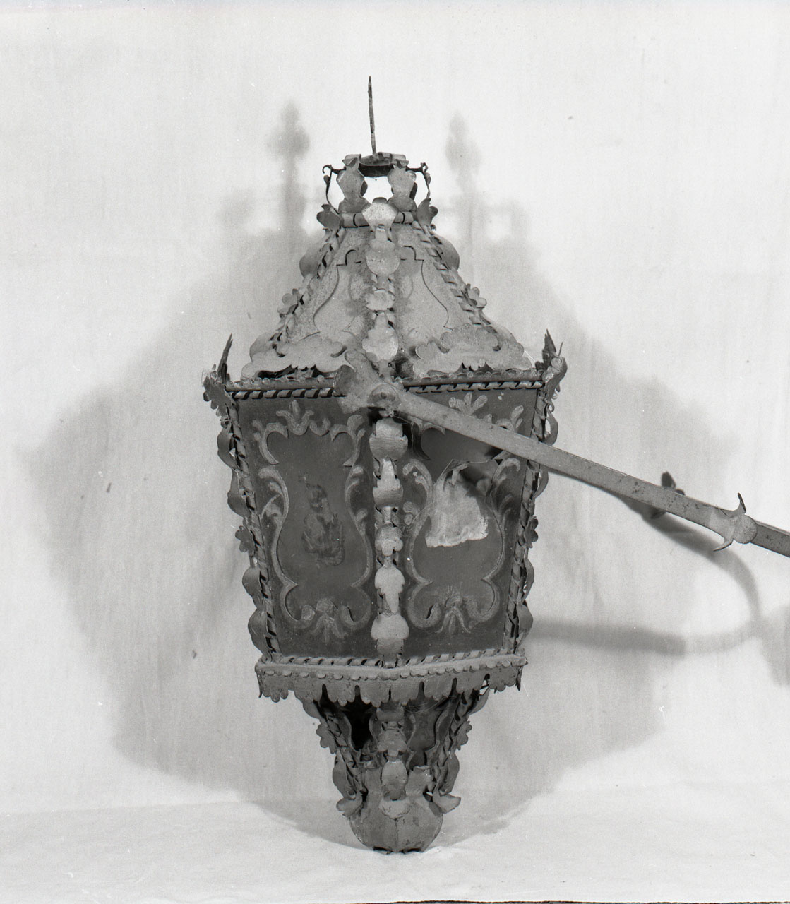 lanterna processionale, coppia - bottega Italia centro-settentrionale (sec. XVIII)
