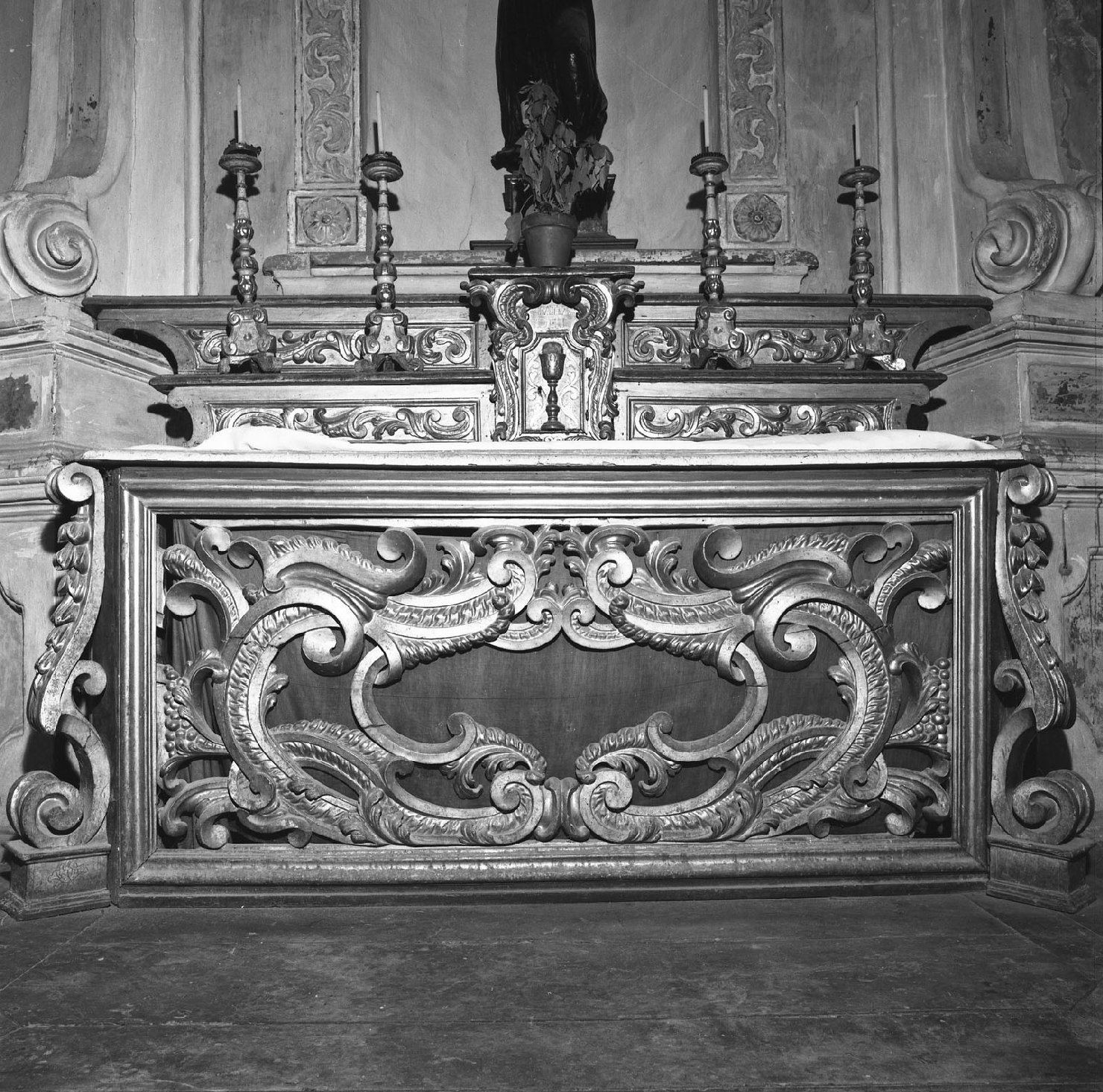 candelabro, serie - bottega toscana (sec. XVIII)