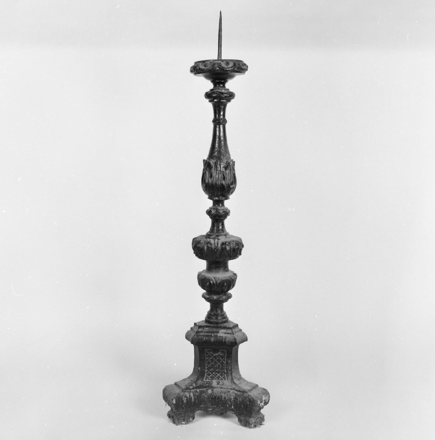 candeliere - bottega toscana (prima metà sec. XVIII)