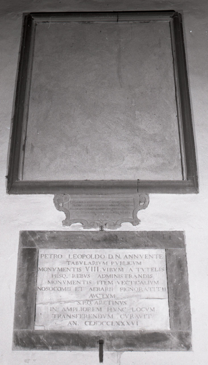 lapide, opera isolata - bottega toscana (sec. XVIII)