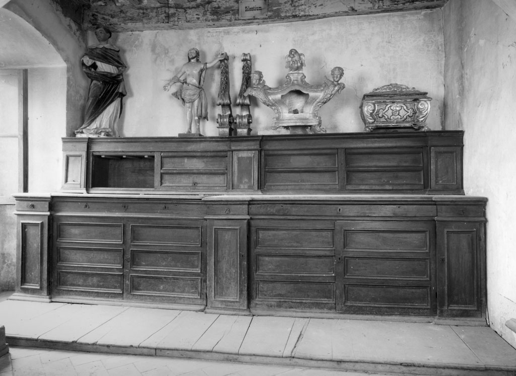 armadio da sacrestia - bottega toscana (metà sec. XVII)