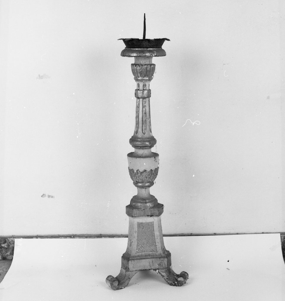 candeliere d'altare, serie - bottega toscana (metà sec. XVIII)