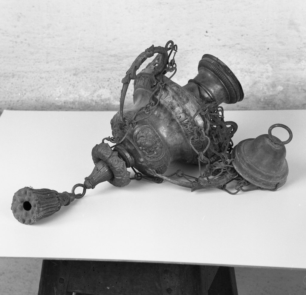 lampada pensile a vaso - bottega toscana (fine sec. XVIII)