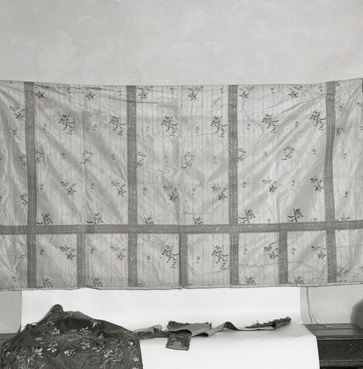 paliotto - manifattura francese (sec. XVIII)