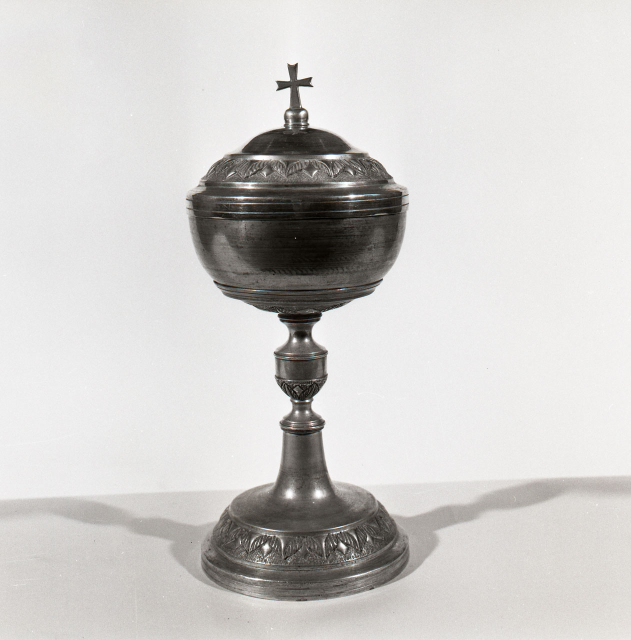 pisside - bottega toscana (fine/inizio secc. XIX/ XX)