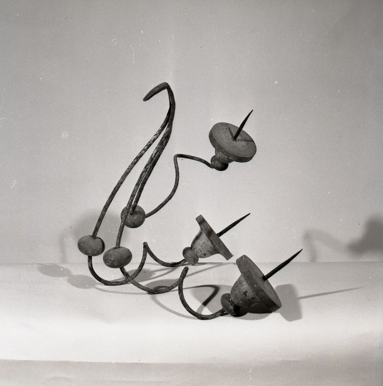 candeliere da parete, coppia - bottega toscana (sec. XIX)