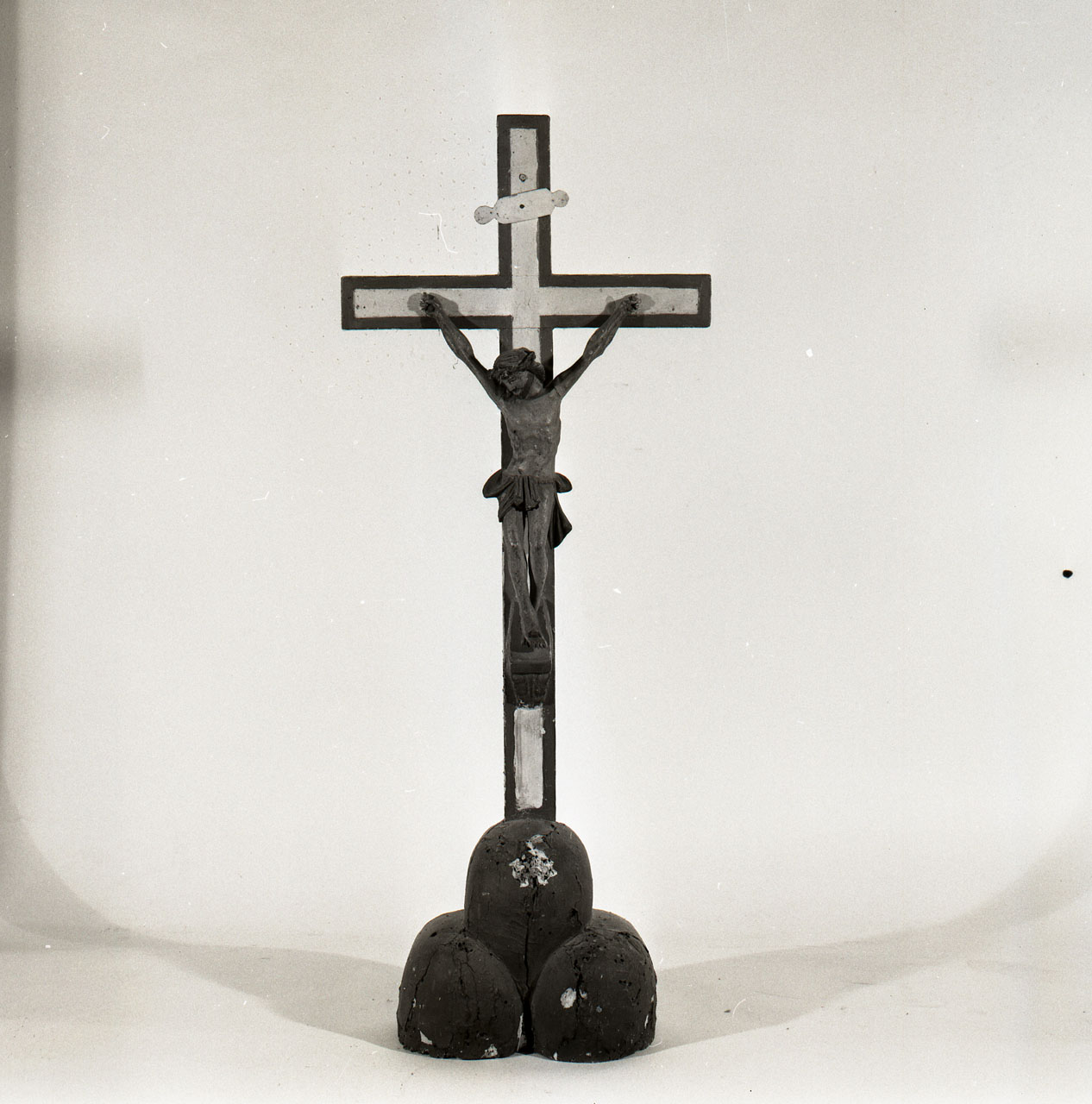 Cristo crocifisso (croce stazionale) - bottega toscana (fine/inizio secc. XVIII/ XIX)