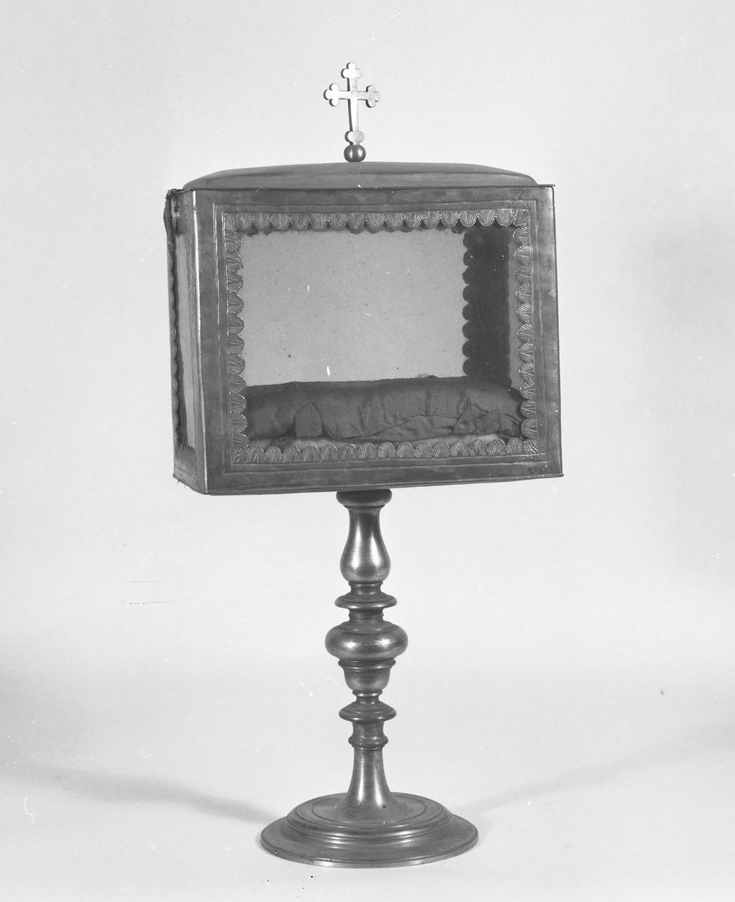 reliquiario a teca - bottega italiana (sec. XVII)