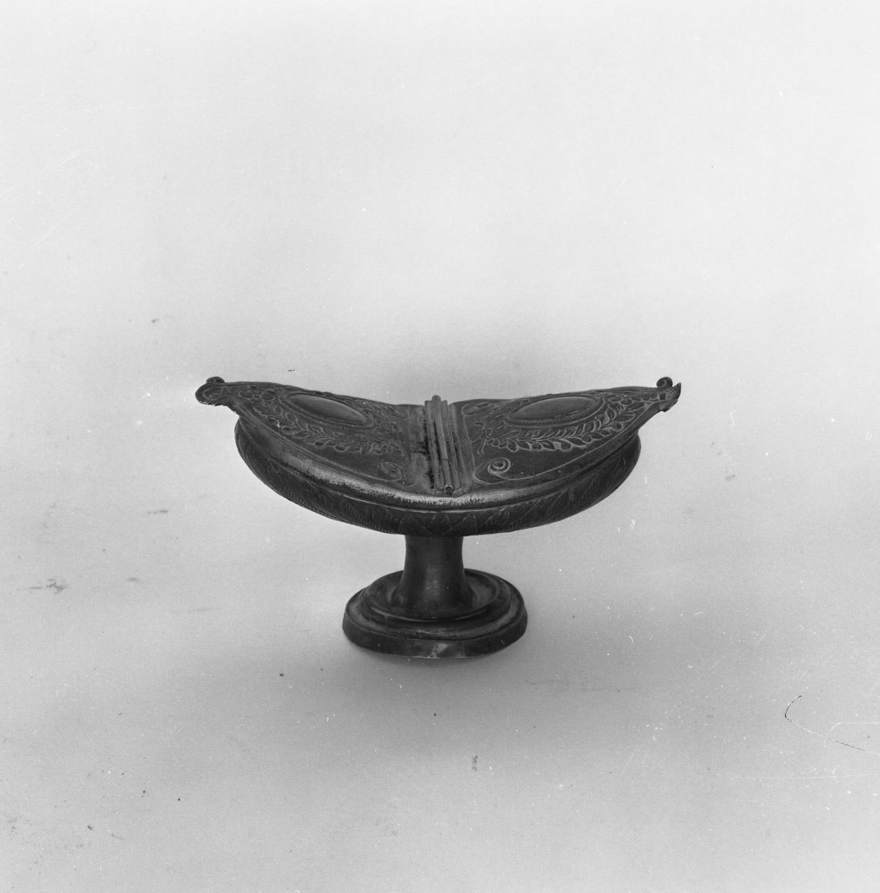 navicella portaincenso - bottega toscana (prima metà sec. XIX)