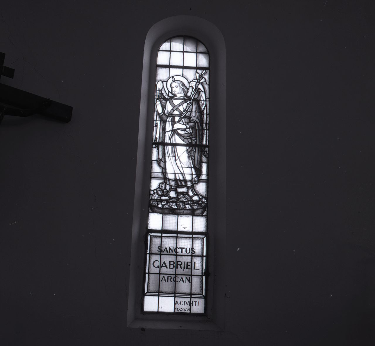 San Gabriele Arcangelo (vetrata) - bottega milanese (sec. XX)