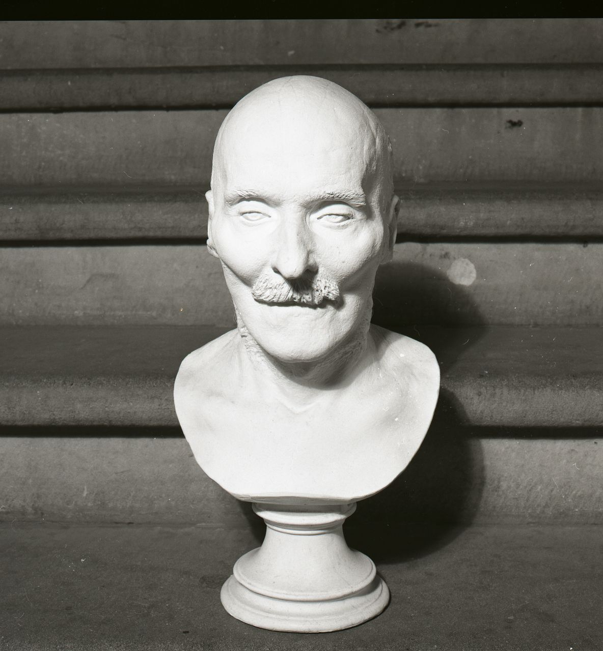 ritratto di Gregorio Fineschi (busto) - bottega aretina (sec. XIX)