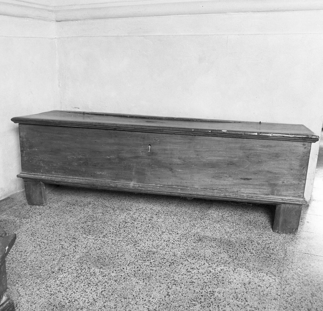 cassapanca, opera isolata - bottega cortonese (sec. XVII)