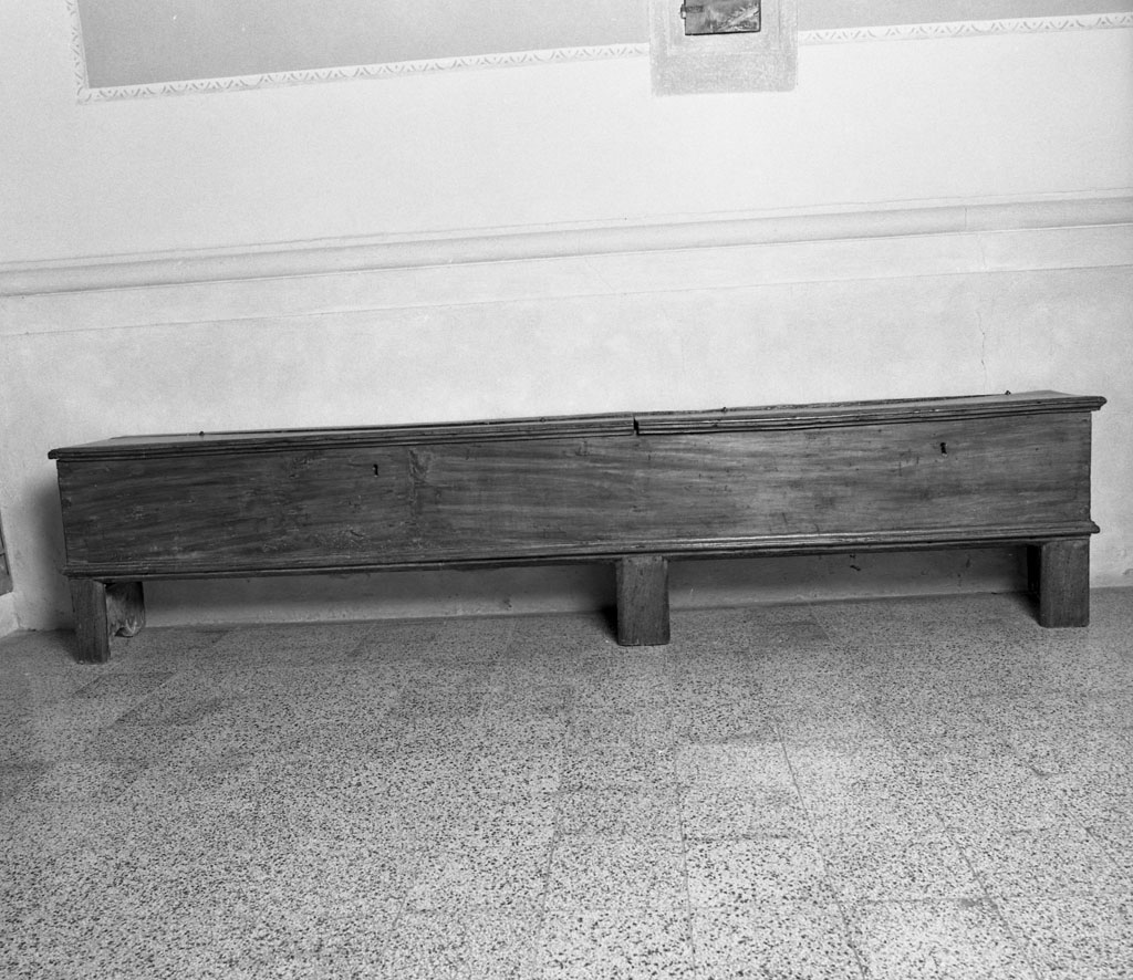 cassapanca, opera isolata - bottega cortonese (sec. XVII)