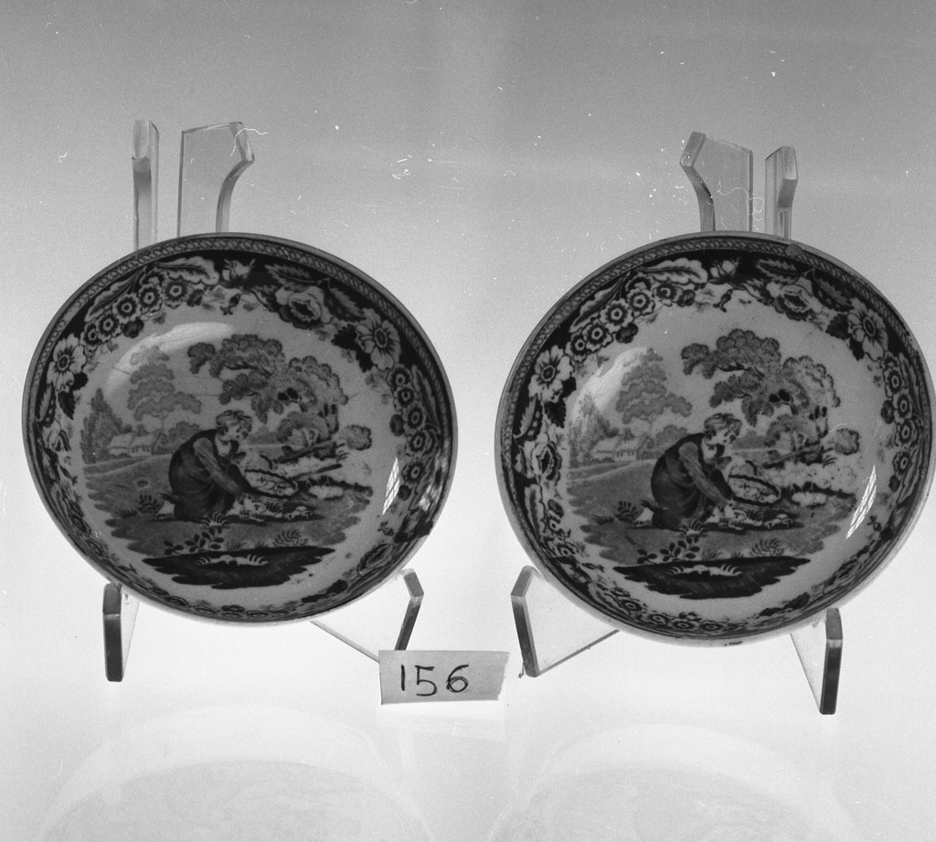 piattino, serie - bottega Herculaneum (metà sec. XIX)