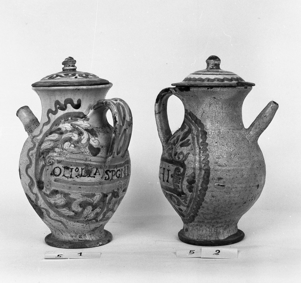 brocca da farmacia, opera isolata - bottega Italia centro-settentrionale (fine/inizio secc. XVII/ XVIII)