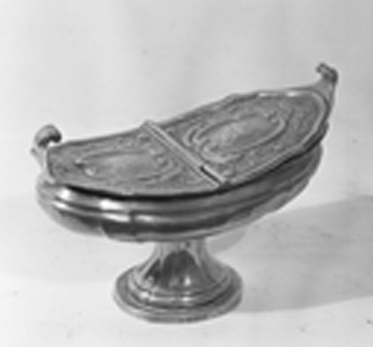 navicella portaincenso - a doppia valva - bottega fiorentina (sec. XVIII)
