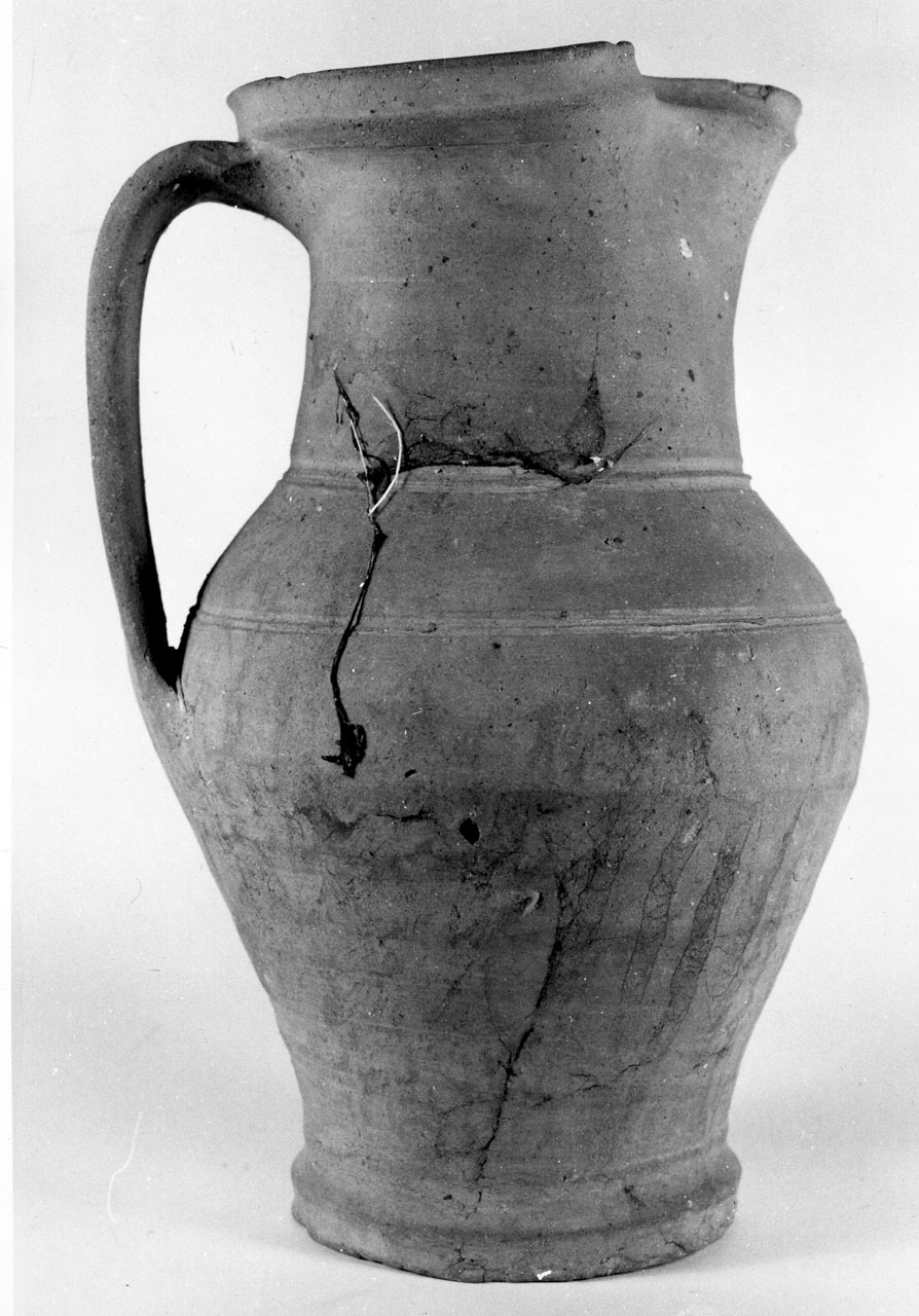 brocca, opera isolata - bottega aretina (sec. XV)