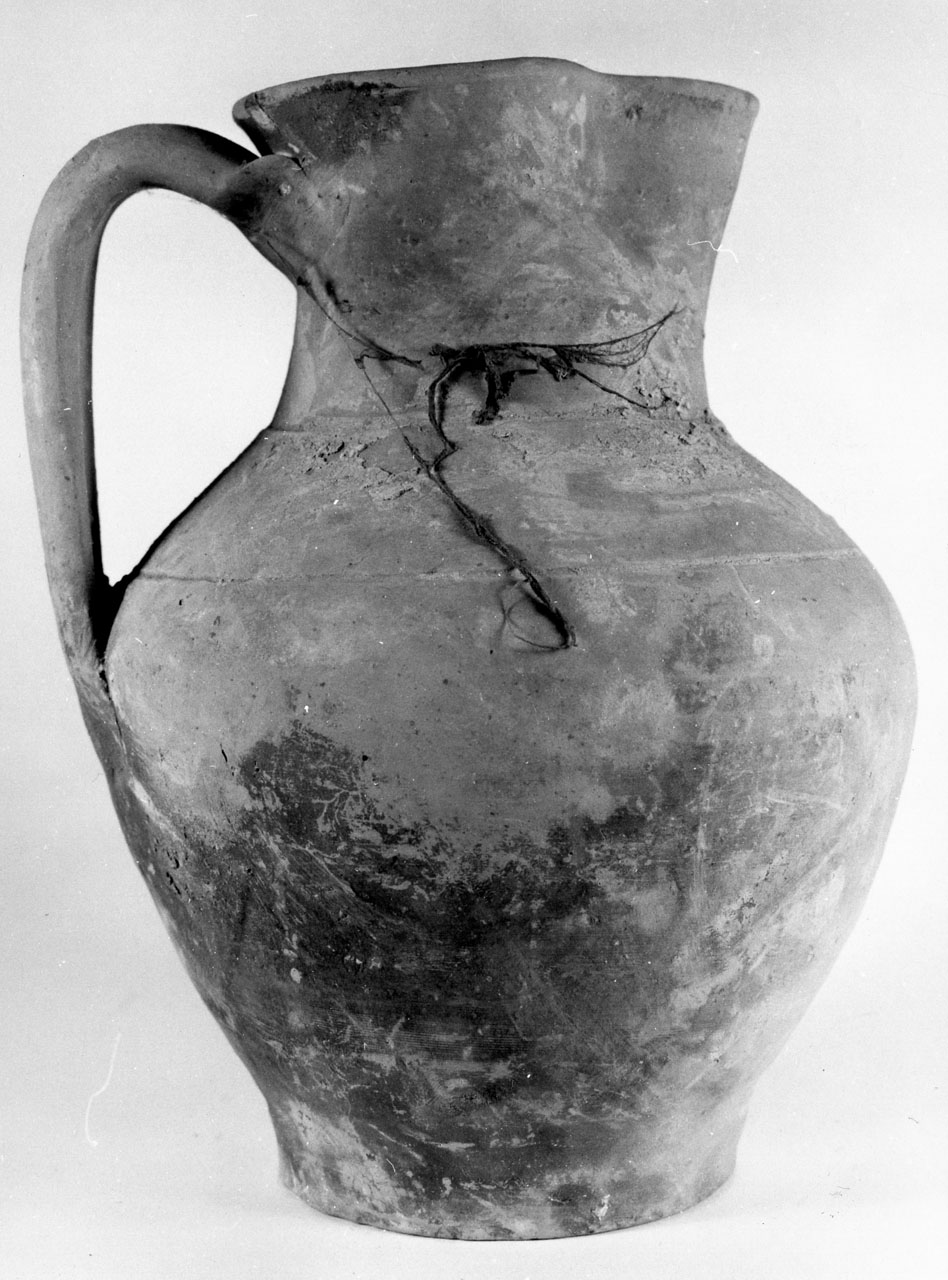 brocca, opera isolata - bottega aretina (sec. XV)