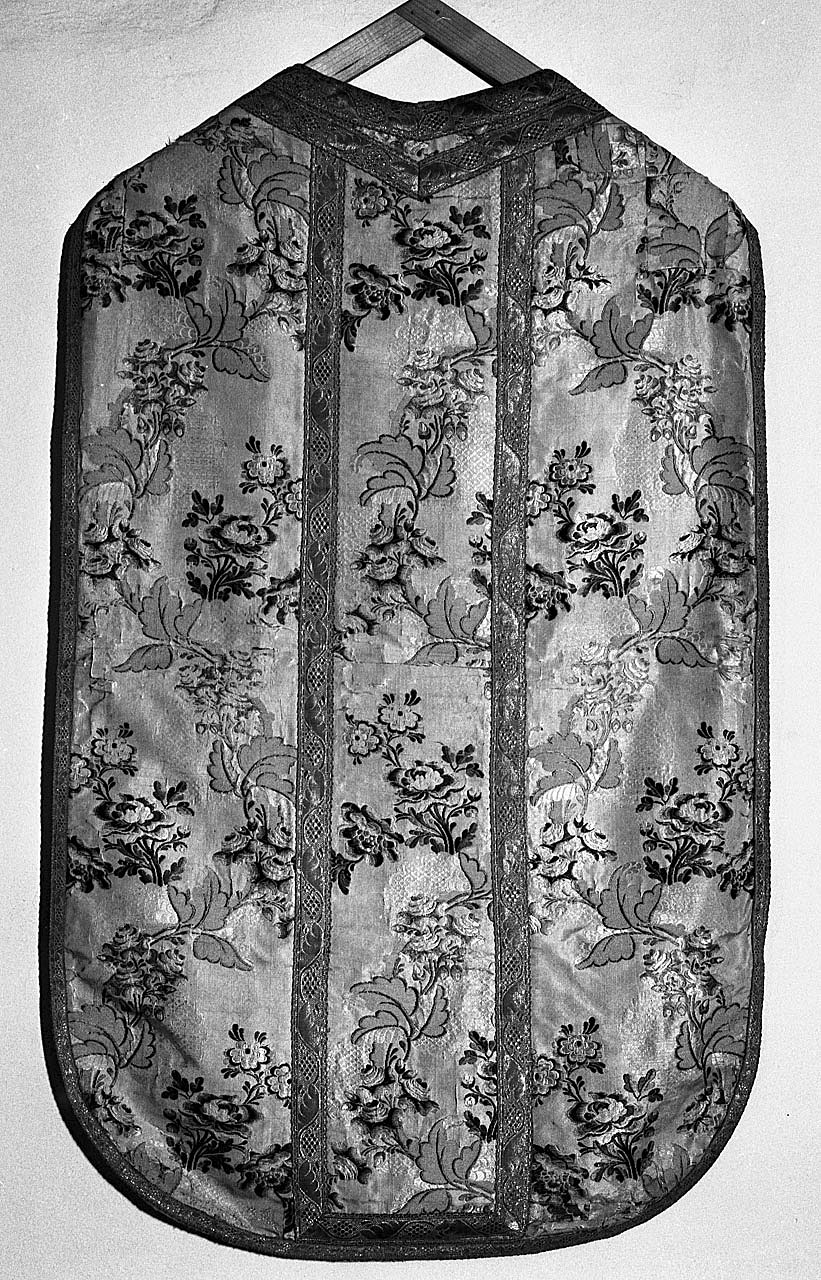 paramento liturgico - manifattura francese, manifattura italiana (terzo quarto sec. XVIII)