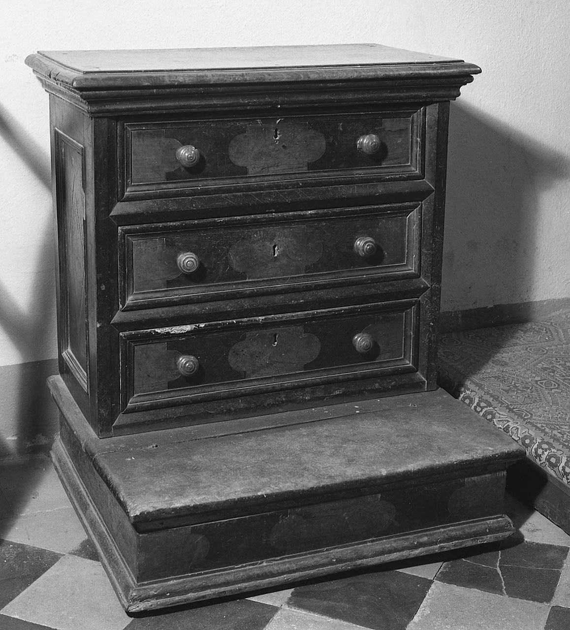 inginocchiatoio - bottega toscana (sec. XIX)