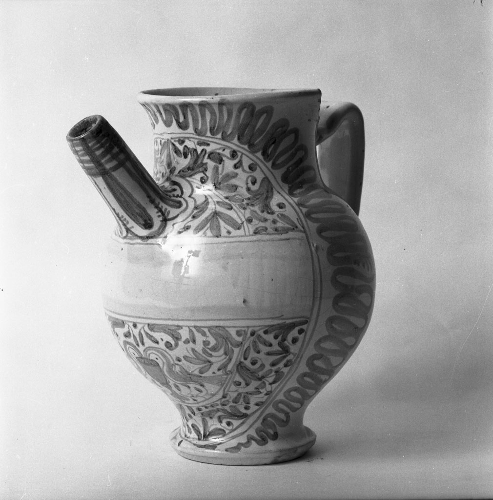 brocca - bottega faentina (sec. XVII)