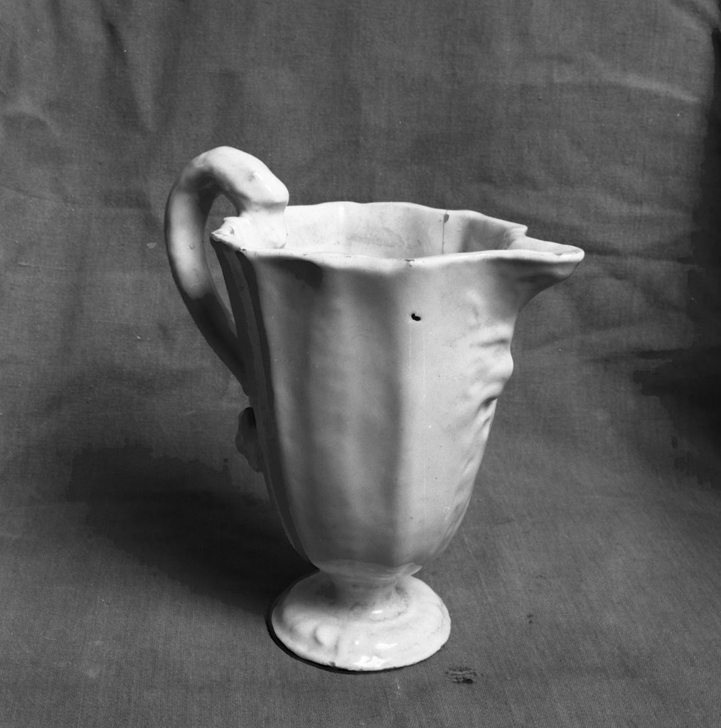 brocca - bottega italiana (sec. XVIII)