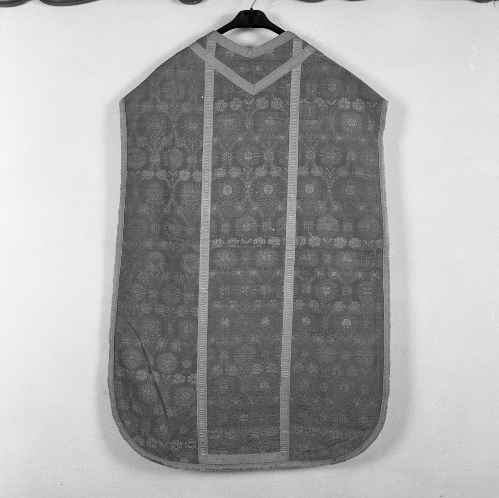 paramento liturgico - manifattura italiana (metà sec. XVII)